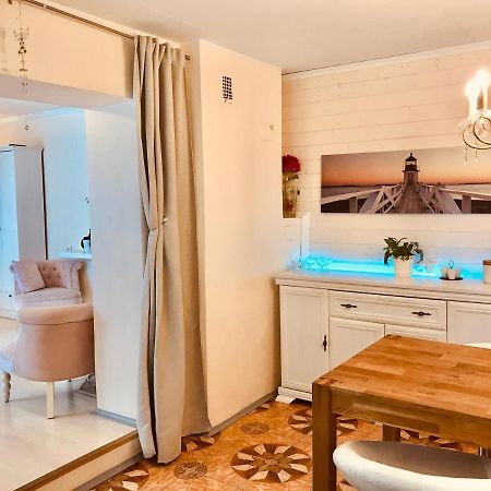 Cozy City Studio Apartment Free Parking Tallinn Exterior photo