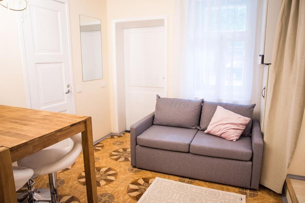 Cozy City Studio Apartment Free Parking Tallinn Exterior photo